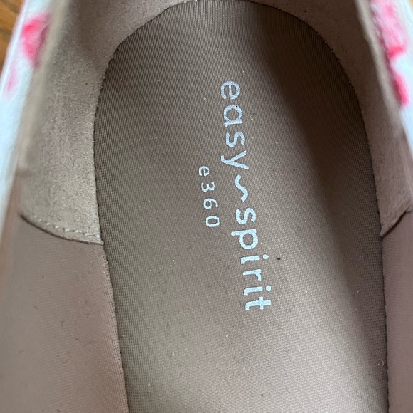 Easy Spirit flower pattern wedge pump size 10 Never worn - Picture 3 of 10